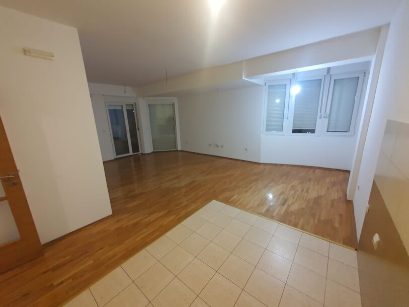 Dvosoban stan u Podgorici, Zabjelo-6