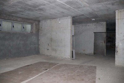 Poslovni prostor - crveni soliter