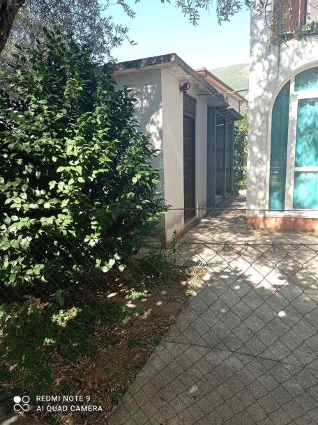 Kuća u Baru, naselje Bjeliši-12