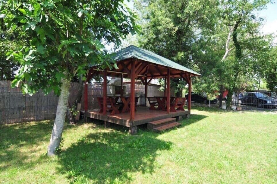 Kuća u Ulcinju na Adi Bojani-2