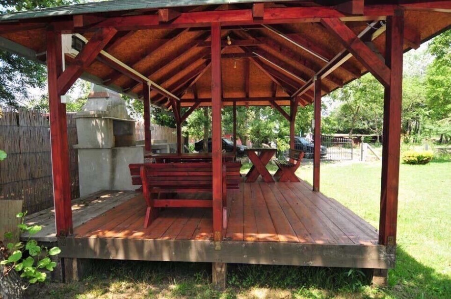 Kuća u Ulcinju na Adi Bojani-3