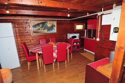 Kuća u Ulcinju na Adi Bojani